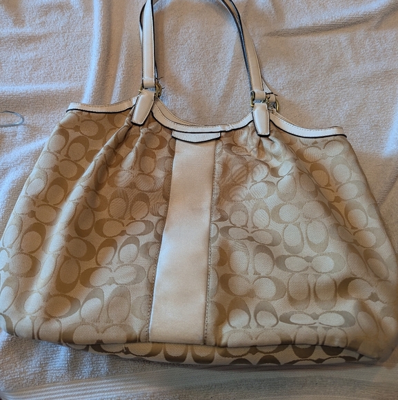 Authentic Coach Signature Devin Shoulder Bag Purse Light Khaki/Ivory - Picture 1 of 10